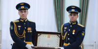 Семья бойца СВО получила «Золотую Звезду» от полпреда Игоря Комарова 1 - Кировская правда