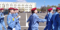 Главная картинка новости: В Кирове на Театральной площади впервые пройдет юнармейский парад - Город Киров