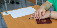 Россияне хотят, чтобы учителя тоже сдавали ЕГЭ: подробности - Комсомольская Правда