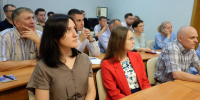 Сотрудники министерств и подведомственных учреждений правительства Кировской области сегодня, 30 июля, приняли участие в лекции о применении боевых и гражданских беспилотников. Мероприятие провел ветеран специальной военной операции (СВО), лектор Российского общества «Знание» Данил Зонов, позывной «Фара». - Кировская правда