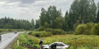 В Кирово-Чепецком районе опрокинулась «Лада»: пострадали мальчик и девочка - Комсомольская Правда