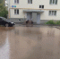 Двор в Кирове затоплен из-за ошибок благоустройства соседнего дома - Newsler.Ru