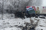 Двое погибли в столкновении грузовика и внедорожника в Советском районе