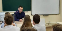 Сотрудник регионального следственного управления посетил Вятскую гуманитарную гимназию - Следственный комитет
