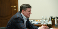 Александр Чурин поздравил женщин с 8 Марта - Newsler.Ru