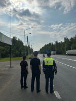 В Кирове прямо на дороге арестовали машину неплательщика коммуналки