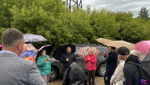 Жители слободы Санниковы обсудили благоустройство, дороги и вывоз мусора на встрече с администрацией